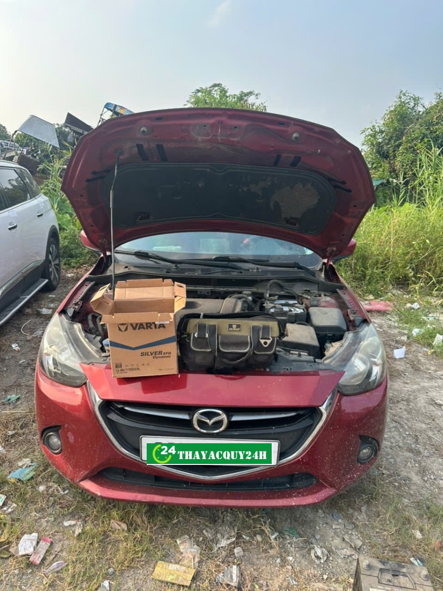 Thay ắc quy xe Mazda 2 chính hãng