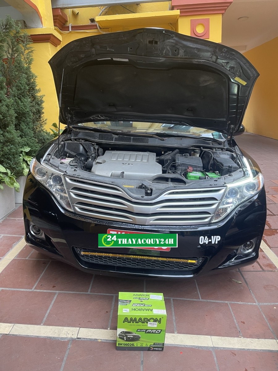 Thay ắc quy xe Toyota Venza chính hãng