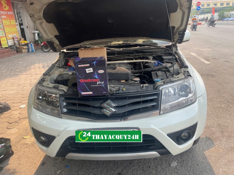 1 Cứu hộ ắc quy xe Toyota Rush nhanh chóng