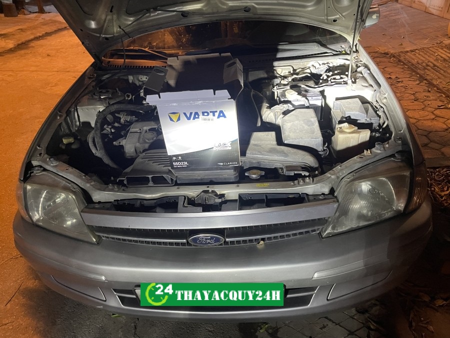 Thay Ắc Quy Xe Ford Laser tận nhà, uy tín