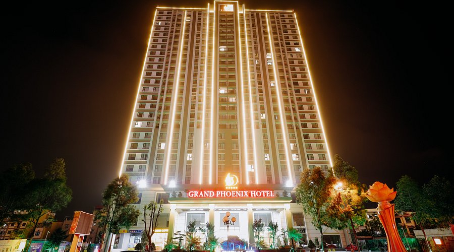 Khách sạn Grand Phoenix