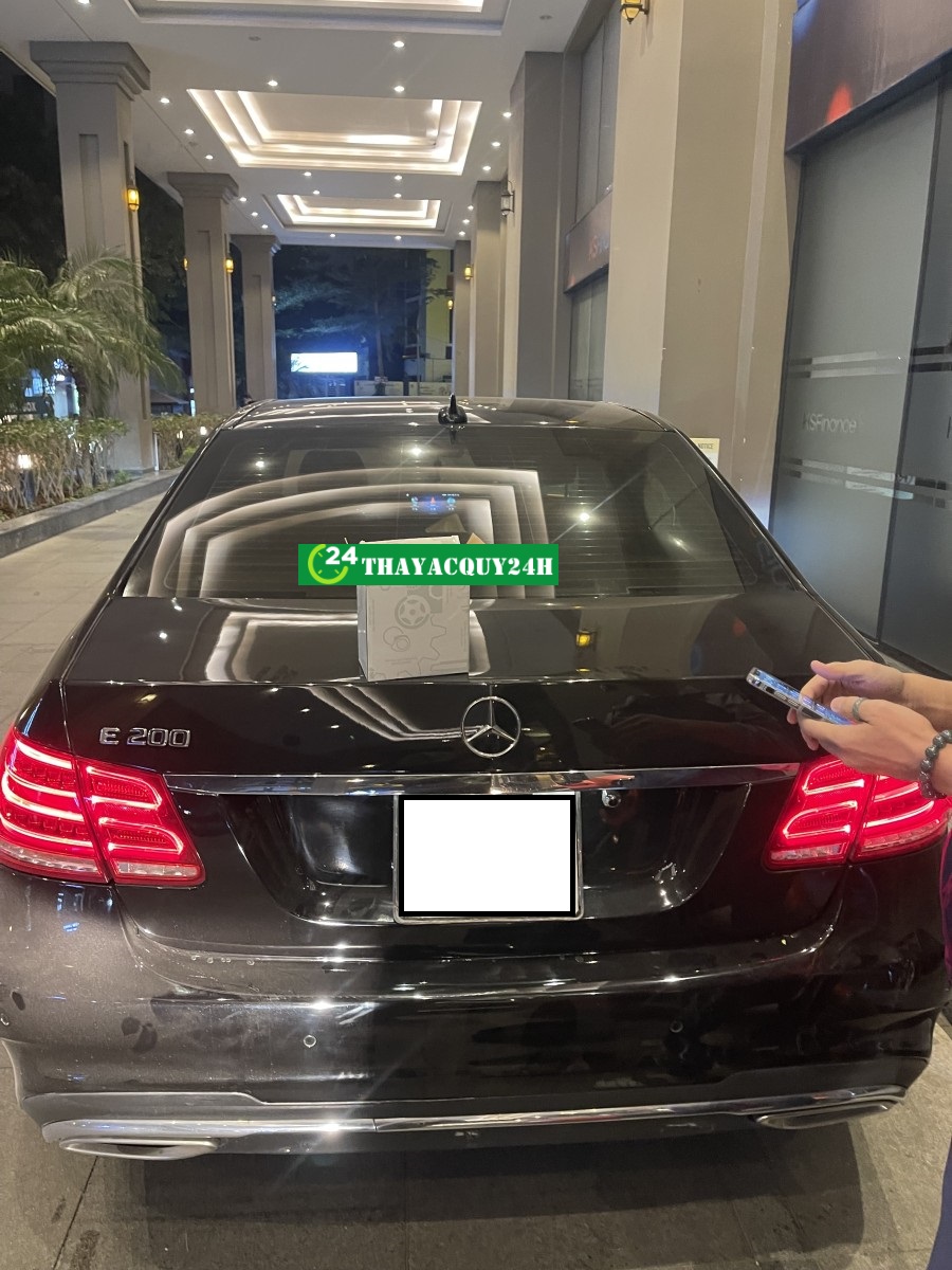 Thay Ắc Quy Ô Tô Mercedes E200 ở Bắc Ninh tận tình